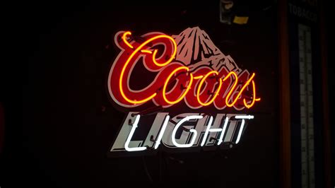 Coors Light Neon Sign at The Eddie Vannoy Collection 2020 as G373 ...