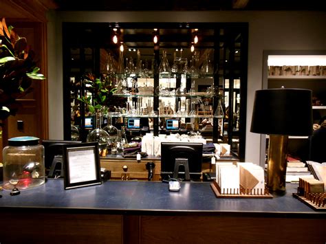 Club Monaco Yorkdale - Girls Of T.O.