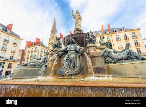 Fountain Of Local History Hi Res Stock Photography And Images Alamy