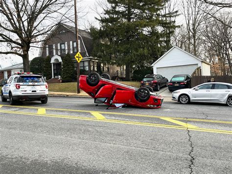 Fdny 1 Person Taken To Hospital After Car Overturns On Busy Richmond Avenue In Eltingville