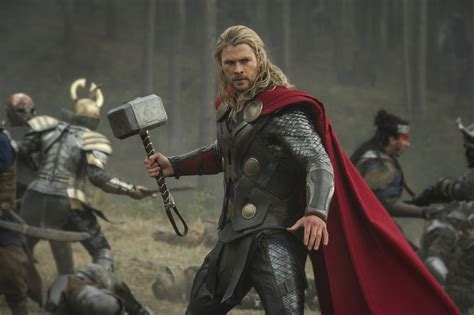 Movie Still Chris Hemsworth Thor The Dark World The Macguffin