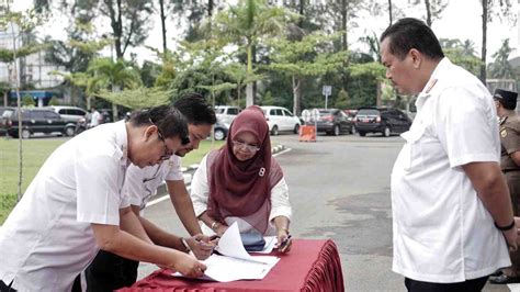 Infopublik Penandatanganan Perjanjian Kerja Tahun