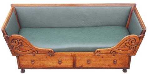 Victorian Walnut Leather Daybed Sofa Settee Couch as462a070 / 3143 - Antiques Atlas