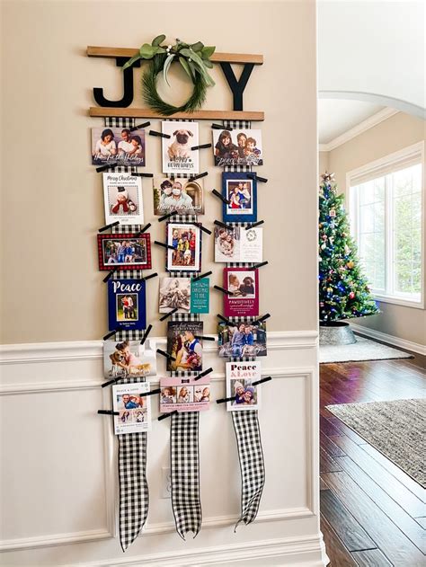 Easy DIY Christmas Card Holder Wall Hanging Display Holiday Card