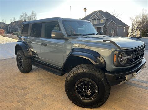 AZURE GRAY METALLIC Bronco RAPTOR Photos Thread Page 2 Bronco6G