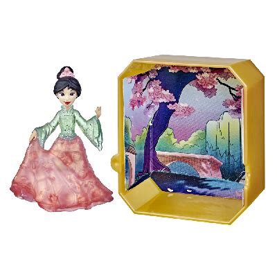 Hasbro Disney Princesses Poupee Princesse Disney Capsule Myst Re De