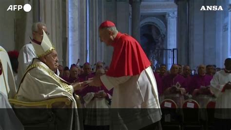 Il Papa Indice Il Giubileo Del La Consegna Della Bolla Ai