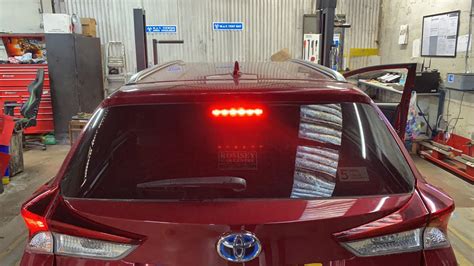 How To Replace Rear Brake Light On Toyota Auris Hybrid Youtube