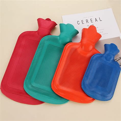 Four Size Thick Rubber Hot Water Bottle Bag Warm Relaxing He 蝦皮購物