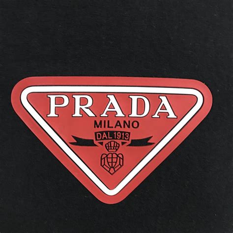 PRADA logo emblem tee épine