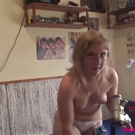 Plump Amateur Girl Home Porn Free Plump Girl HD Porn XHamster