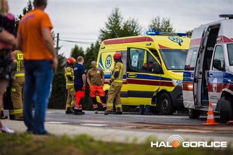 Ropica Polska Zderzenie Karetki Pogotowia Z Osob Wk Aktualizacja