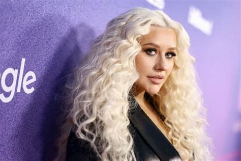 Rayakan 20 Tahun Album Stripped Christina Aguilera Remake Video Musik