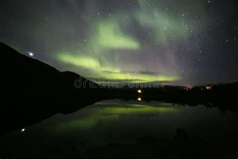 Luces Verdes Del Norte En Las Islas Lofoton Norway Aurora Borealis