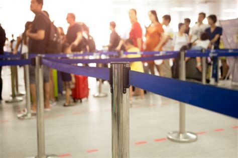 Reconnaissance Faciale Dans Les A Roports Encore Un Stockage De