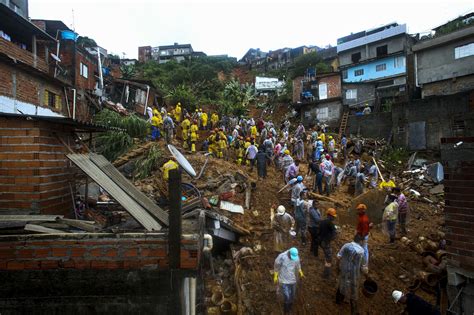 Aumentan A 28 Los Muertos Por Las Lluvias En Sao Paulo