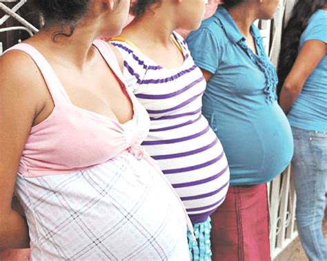 Niñas y adolescentes madres en el 14 4 de los nacimientos en Oaxaca