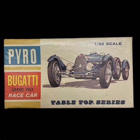 Vintage Pyro Bugatti Grand Prix Race Car Model Kit 132 Scale Bugatti