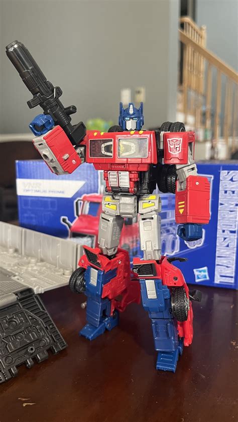 Video Review And Images Of Transformers X Volvo Crossover Vnr Optimus Prime