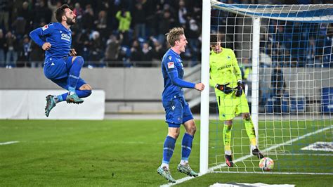 KSC gewinnt dank Wanitzek und Kaufmann gegen Fürth