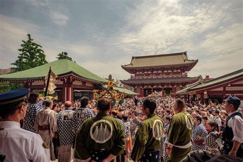 Japan Matsuri - The Best Traditional Festivals in Japan Month by Month