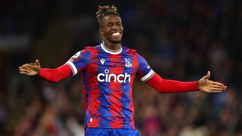 Crystal Palace 2 1 Wolves Wilfried Zaha Strikes As Eagles Fight Back To Secure Premier League