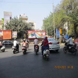 Hoardings in Mayur Vihar Ext Metro Station New Delhi.html, Hoardings ...