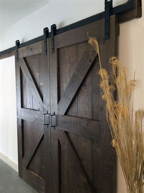 Guest Post 6 Steps To Build A Diy Rustic Barn Door Diy Barn Door Diy