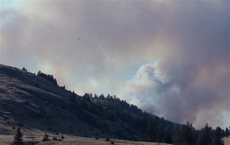 Aggressive Wildfire Grows To Hectares Now Kilometres South Of