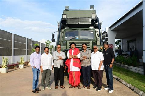 Pawan Kalyan With All His Producers And Vaarahi జనసనక జ అటనన