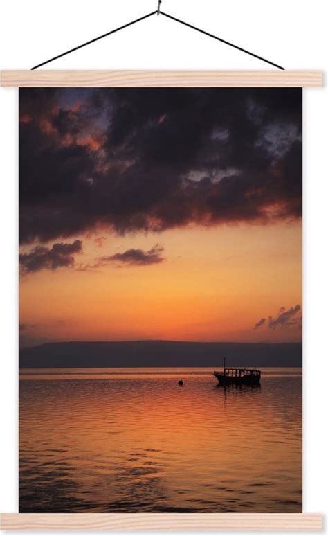 ciel de couleur orange au lac de Tibériade en Israël affiche scolaire