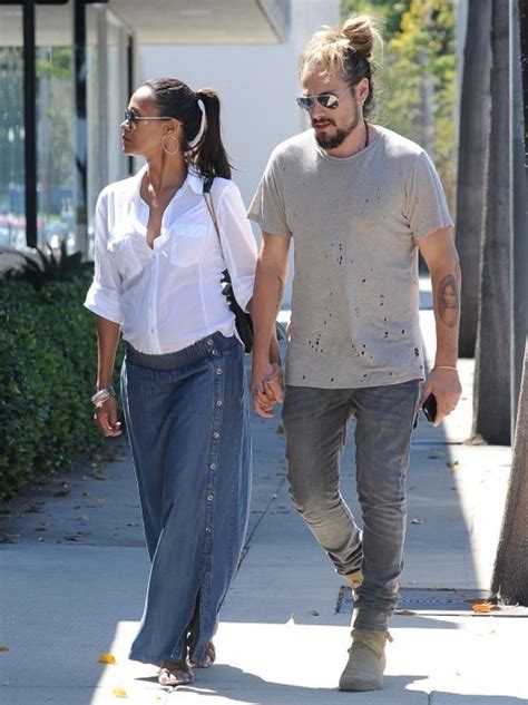 Pregnant Zoe Saldana Out With Her Husband | Celeb Baby Laundry