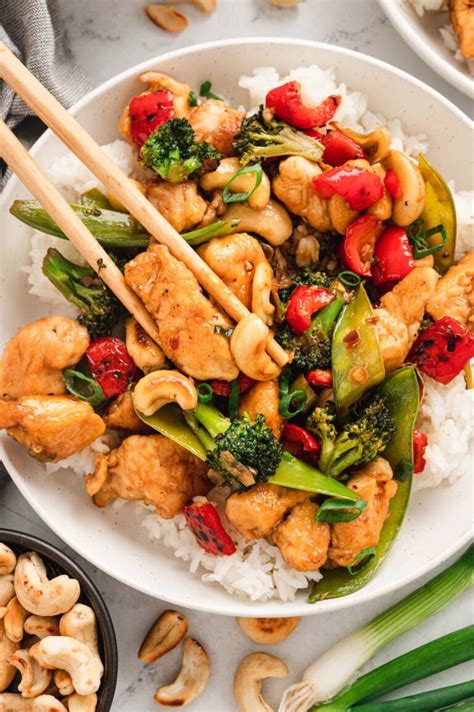 Healthy Easy Cashew Chicken Recipe The Clean Eating Couple