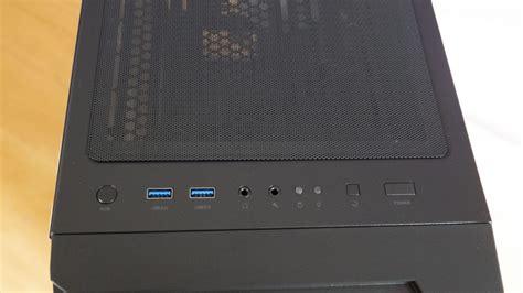 Thermaltake Commander C31 PC Case Review - EnosTech.com