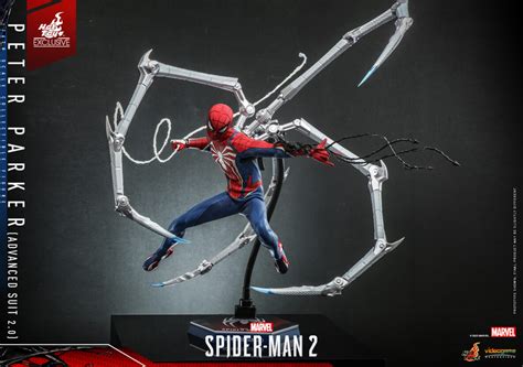 Marvels Spider Man Unveils New Hot Toys For Both Spider Men