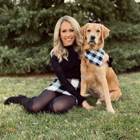 7 Hot Sexy Elizabeth Fry Bikini Pics