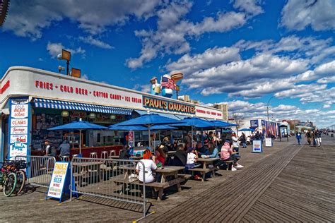 Attractions - Luna Park in Coney Island