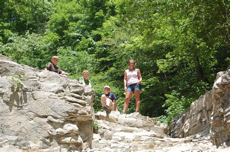 Mommy Miles: Hiking The Walls of Jericho