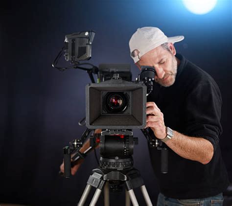 Best Grip Film Crew Stock Photos, Pictures & Royalty-Free Images - iStock