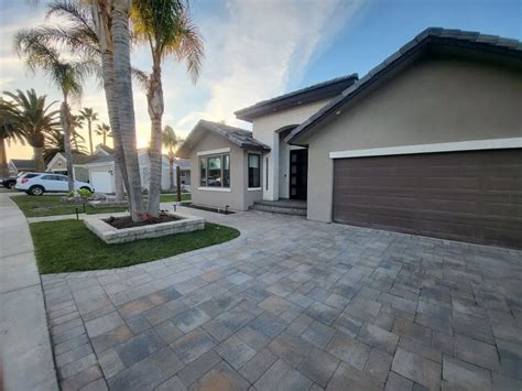 Custom Paver Driveway Design & Installation - Free Paver Quote