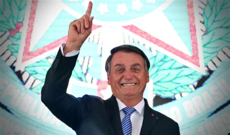 Bolsonaro cometeu crime mas tem foro privilegiado diz Polícia Federal