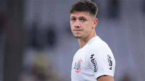 Retorno De Garro Corinthians Enfrenta O Fortaleza Em Casa Neste