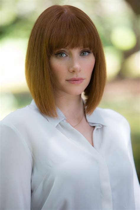 Bryce Dallas Howard As Claire Dearing In Jurassic World Bryce Dallas Howard Hairstyle Dallas