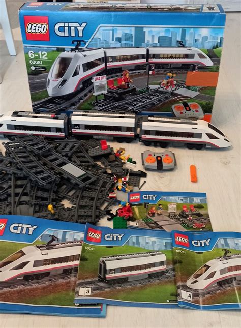 LEGO City super szybki pociąg kompletny zestaw z dodatkowymi torami