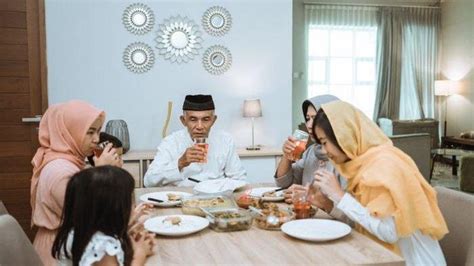 Bacaan Doa Buka Puasa Yang Benar Menurut Ustadz Adi Hidayat Pas Untuk