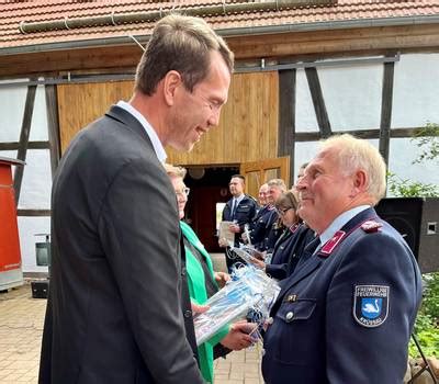 Landrat Bedankt Sich Bei Feuerwehren