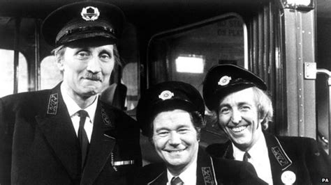 COMIC BITS ONLINE: Stephen Lewis, On the Buses' 'Blakey', dies aged 88