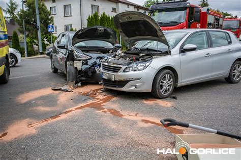 Gorlice Zderzenie na skrzyżowaniu ul Bieckiej i Skrzyńskich FOTO