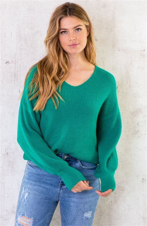 Basic Soft V Trui Bright Green Fashionmusthaves Nl