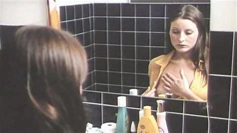 Голая Карин Гётц в Gefährlicher Sex frühreifer Mädchen Höllisch heiße Mädchen